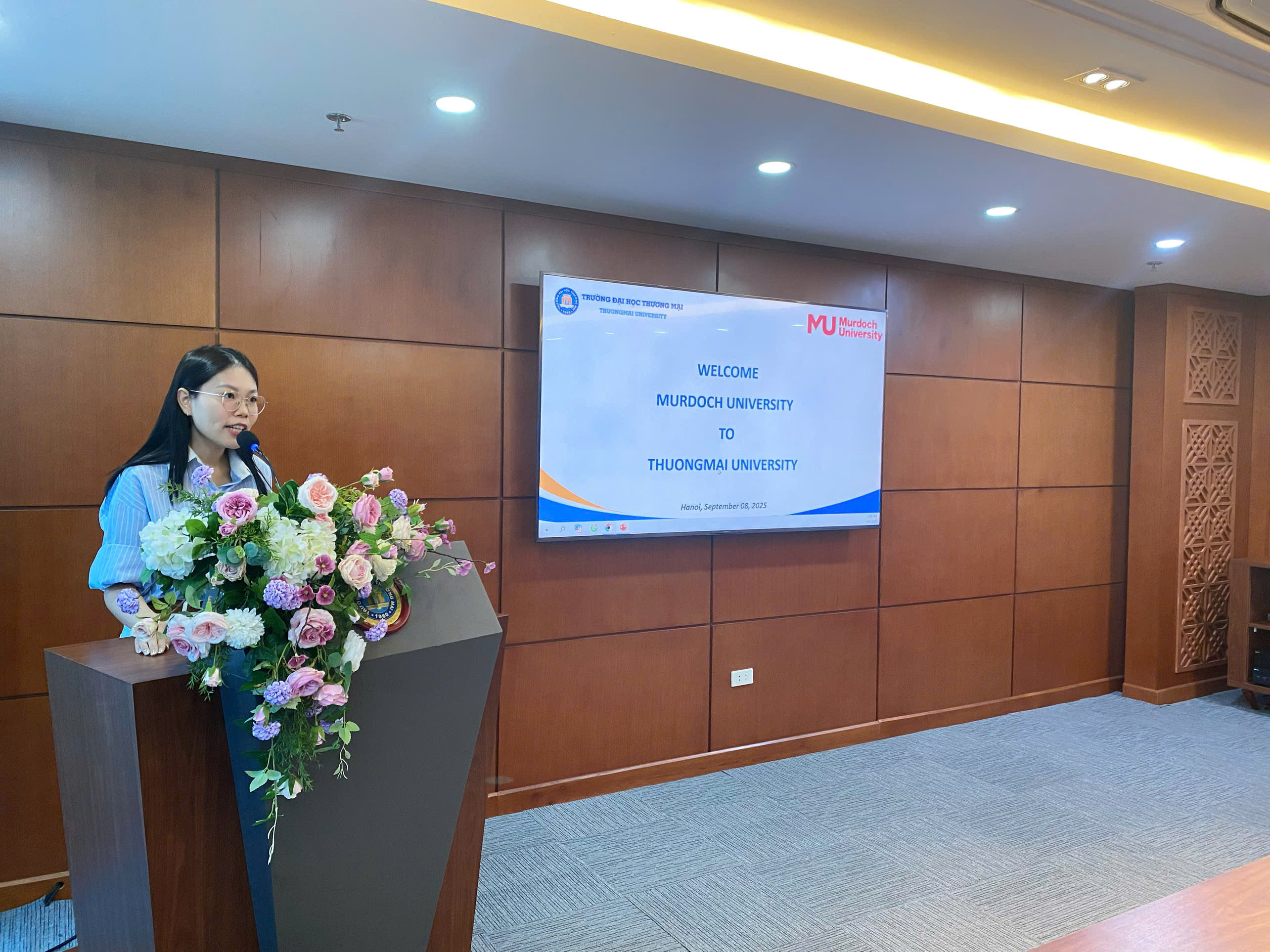 Tọa đàm khoa học "From Scholarship to Publication: Navigating Your PhD Journey"