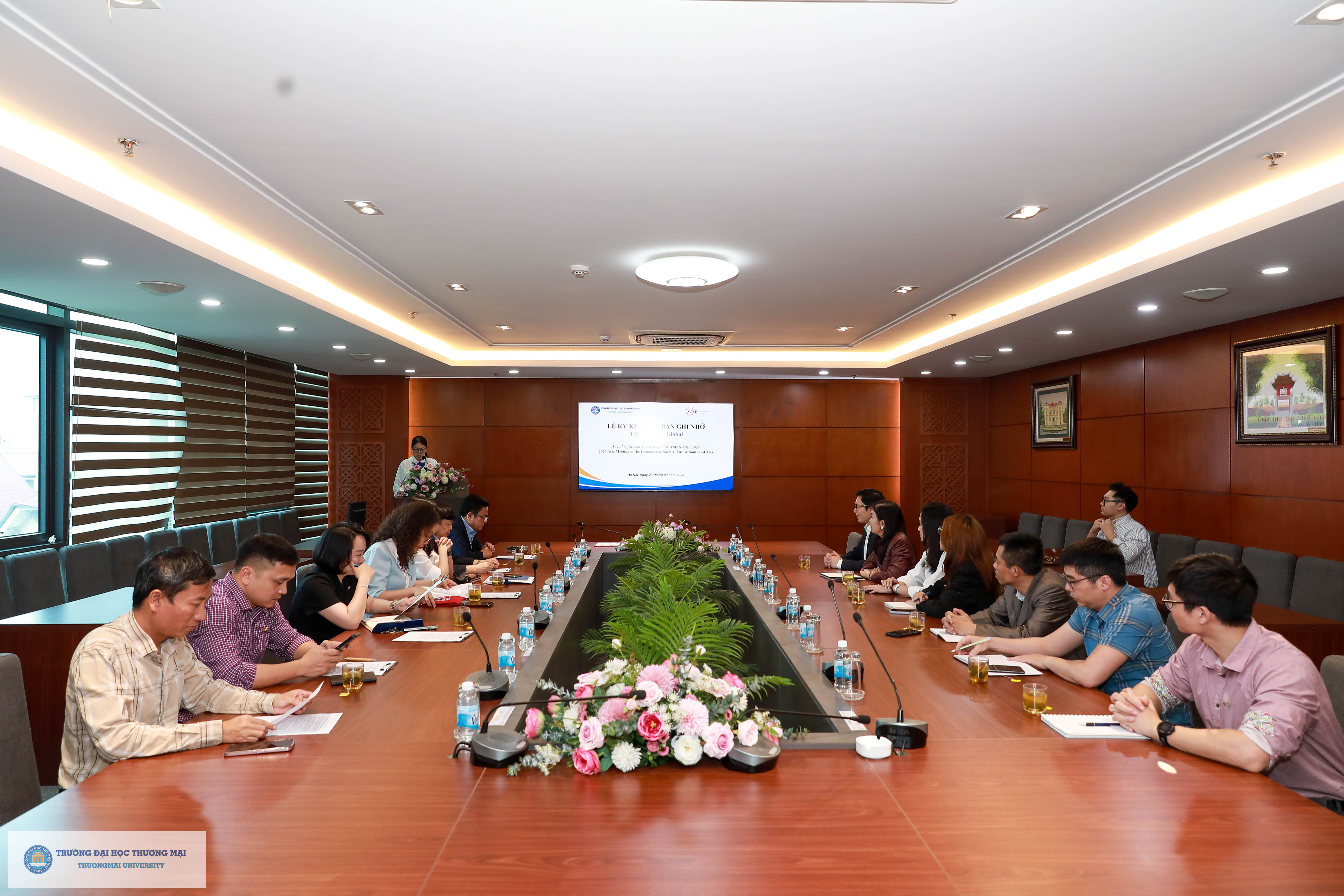 LỄ KÝ KẾT BIÊN BẢN GHI NHỚ HỢP TÁC GIỮA TRƯỜNG ĐẠI HỌC THƯƠNG MẠI VÀ AVSE GLOBAL: CHUẨN BỊ CHO HỘI THẢO AMES-E/SE 2026