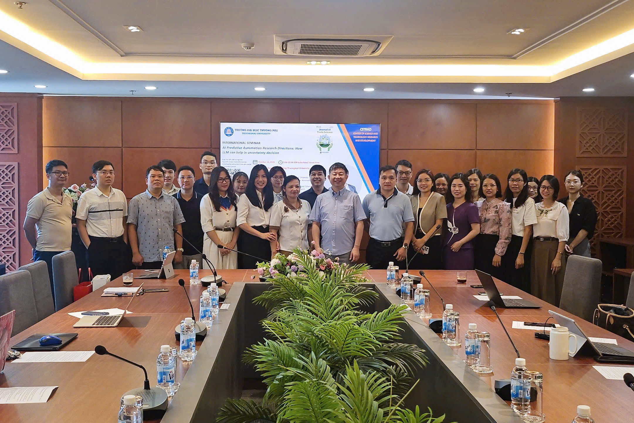 Seminar khoa học cùng GS. Yenming Chen về "Tự động hóa Dự đoán bằng Trí tuệ Nhân tạo trong Kinh doanh"