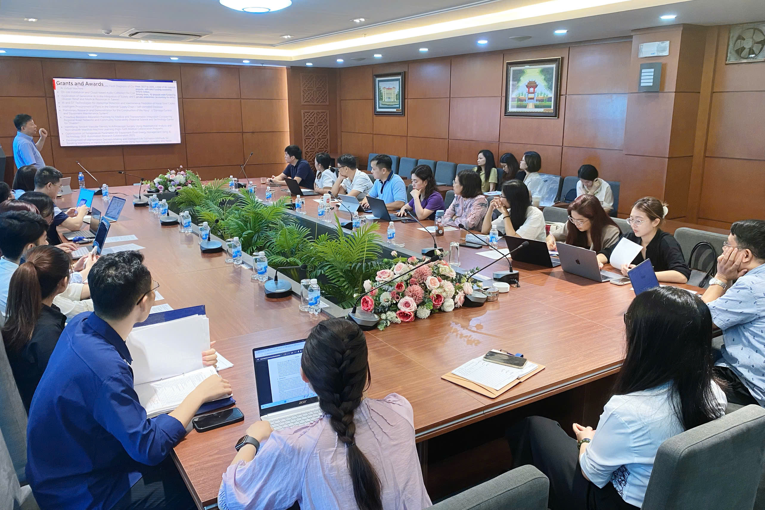 Seminar khoa học cùng GS. Yenming Chen về "Tự động hóa Dự đoán bằng Trí tuệ Nhân tạo trong Kinh doanh"